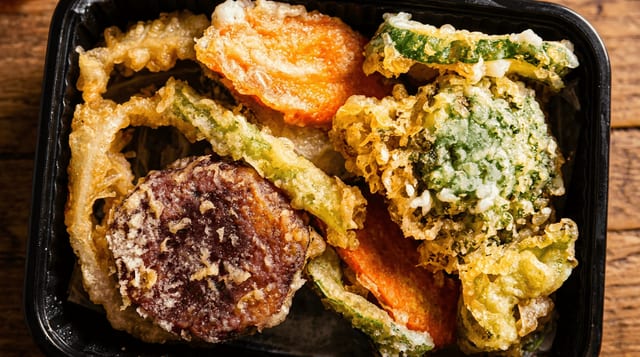 Yasai Tempura Moriawase.