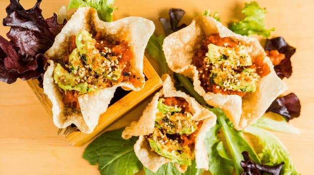 Spicy Tuna Tartare Tacos (3 Pcs).