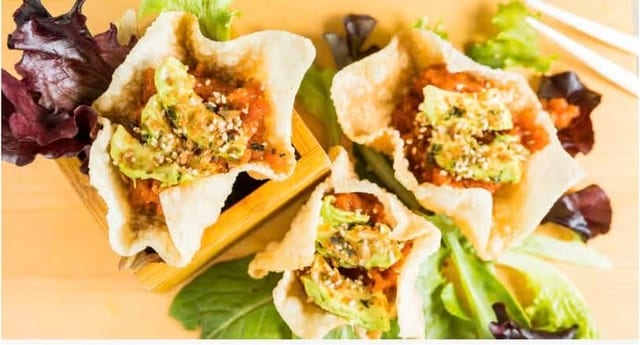 Spicy Albacore Tartare Tacos (3 Pcs).